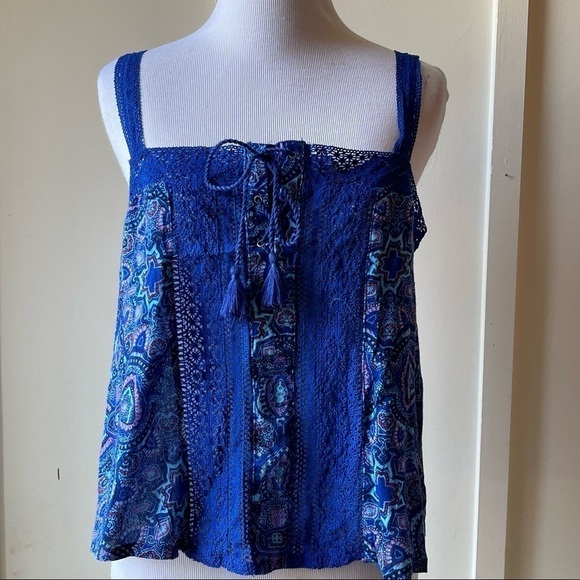 Hollister Lace Trim Tank NWT Small - Picture 1 of 4